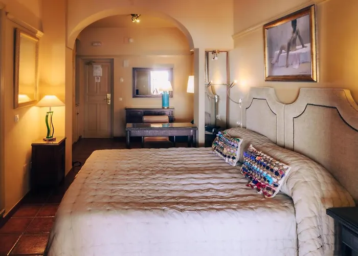 Hotel Carabeo